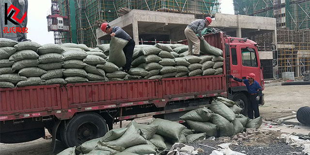 浙江某小區陶粒屋面找坡